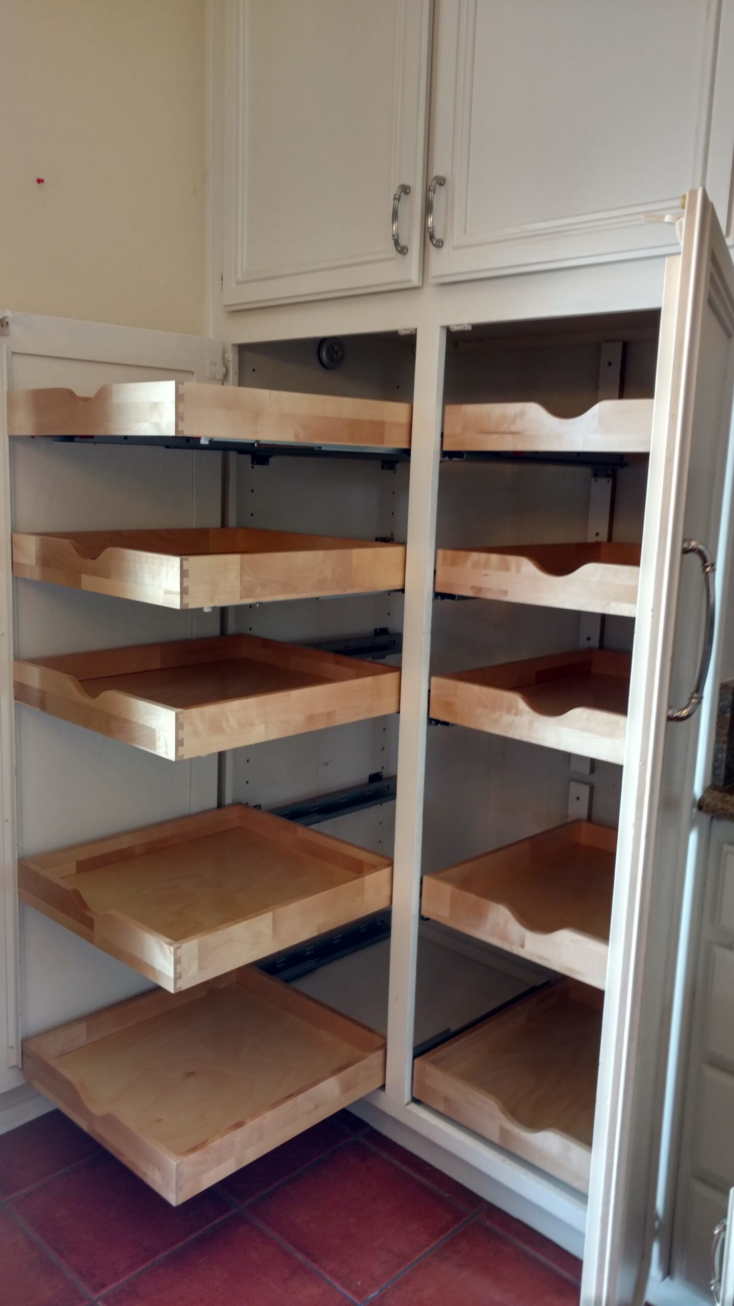 Gallery – Handle It Cabinets Organized…